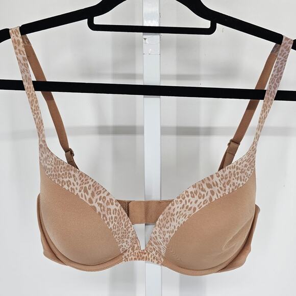 Victorias Secret Womens Sz 34D Classic Padded Push Up Bra Beige Leopard Trim - Picture 1 of 4